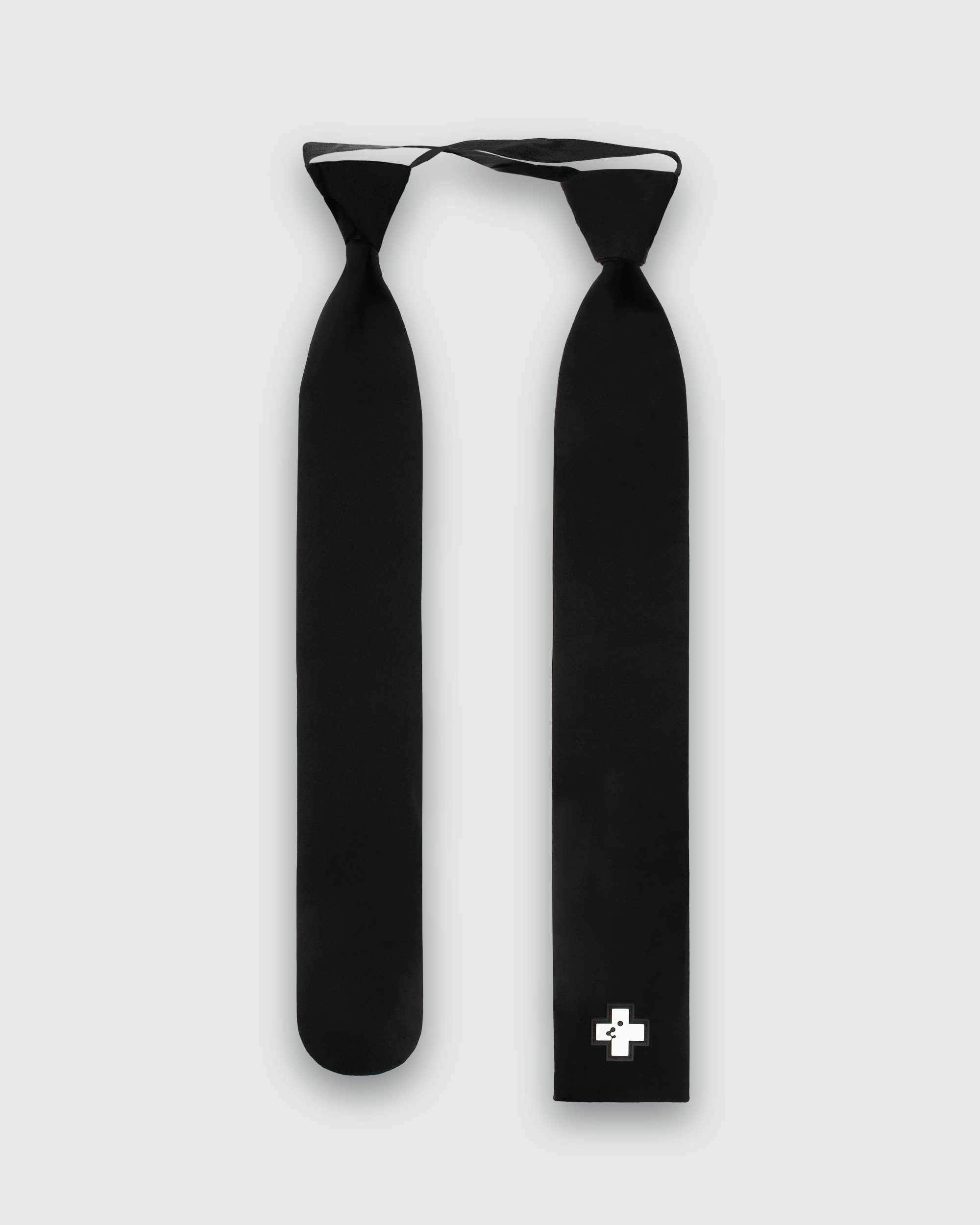 'NIKTO' double tie