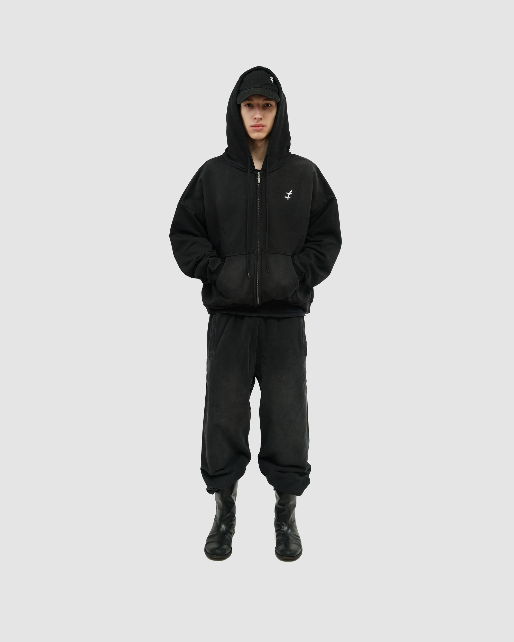 'DOGS' zip-hoodie