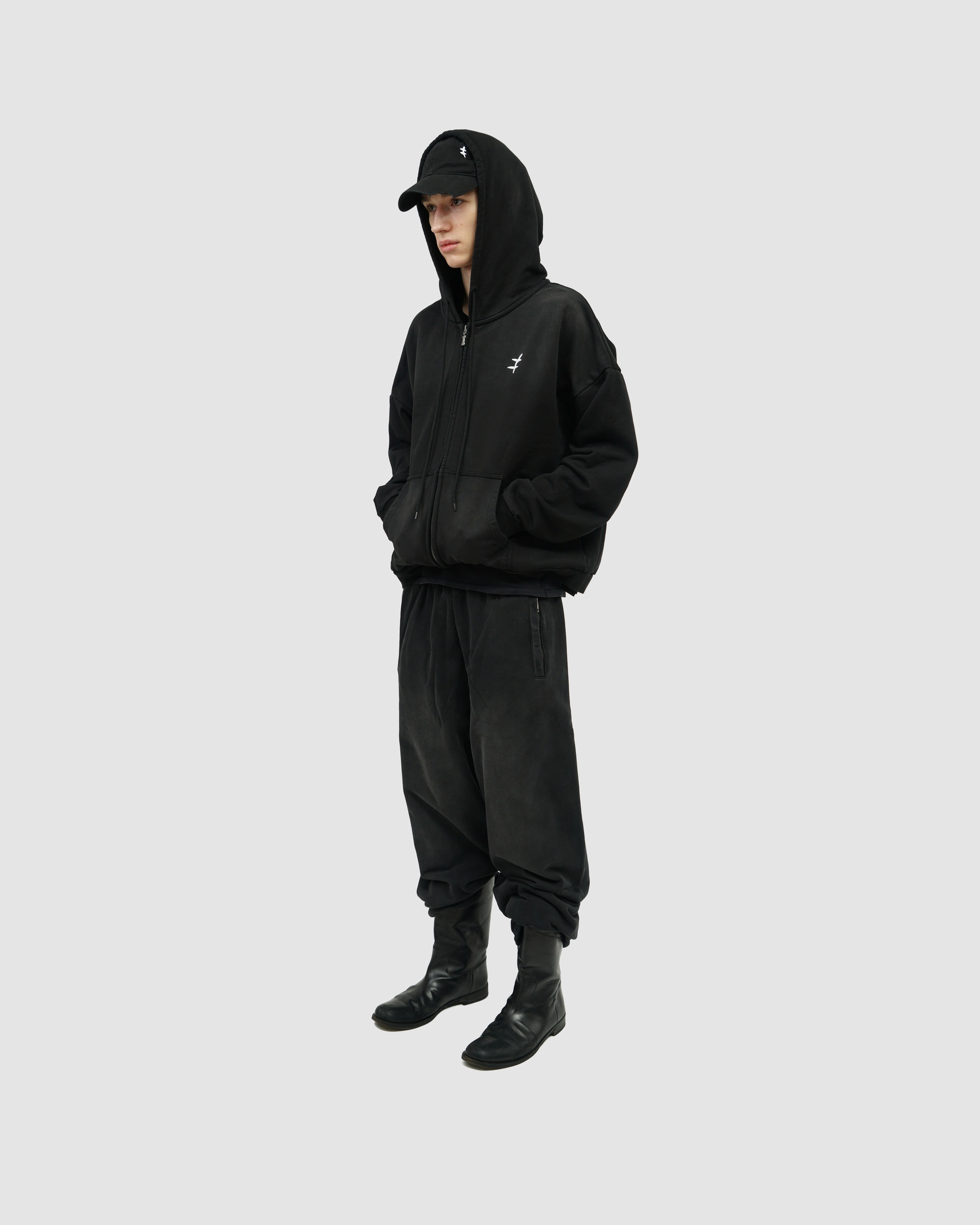 'DOGS' zip-hoodie