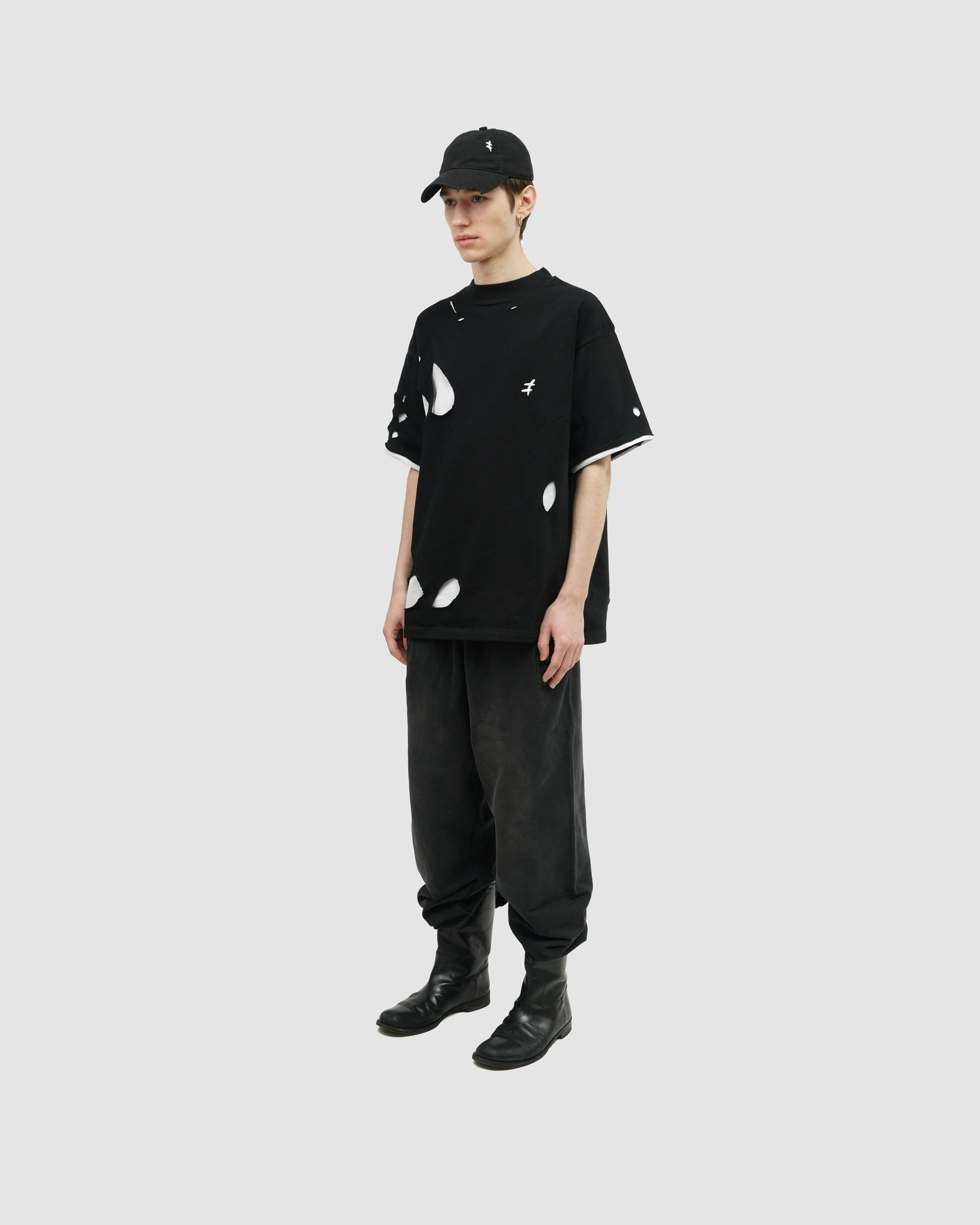 'DOGS' t-shirt, black
