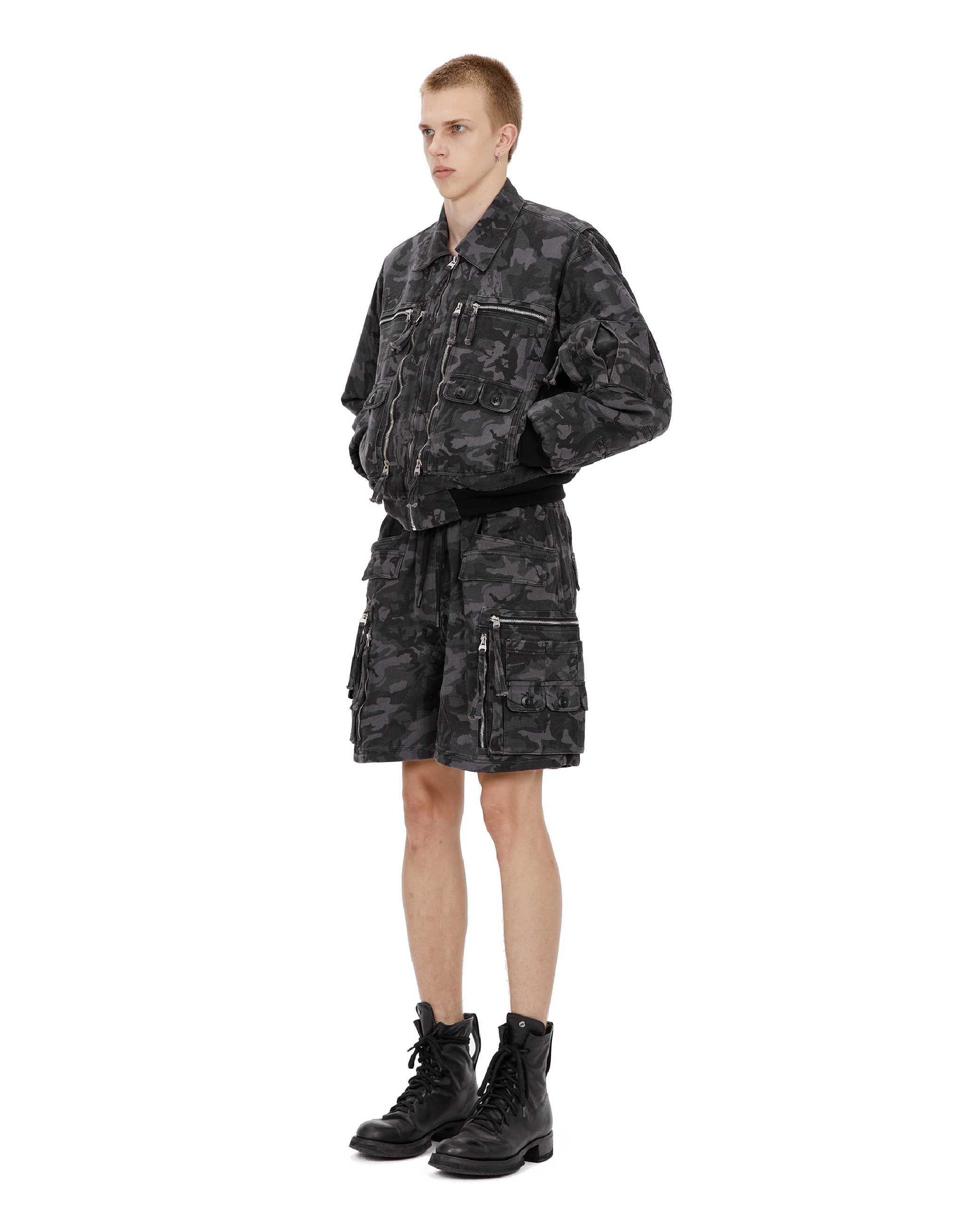 'MULTIP' cargo shorts, grey