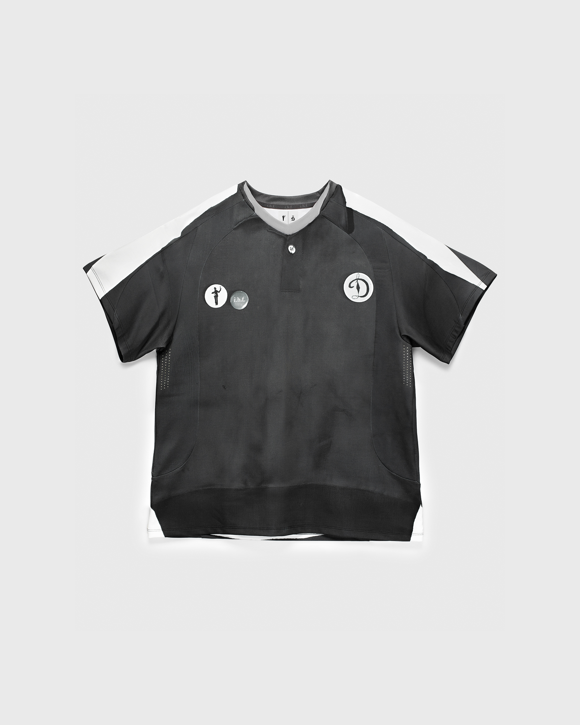 lev_01_black football jersey 